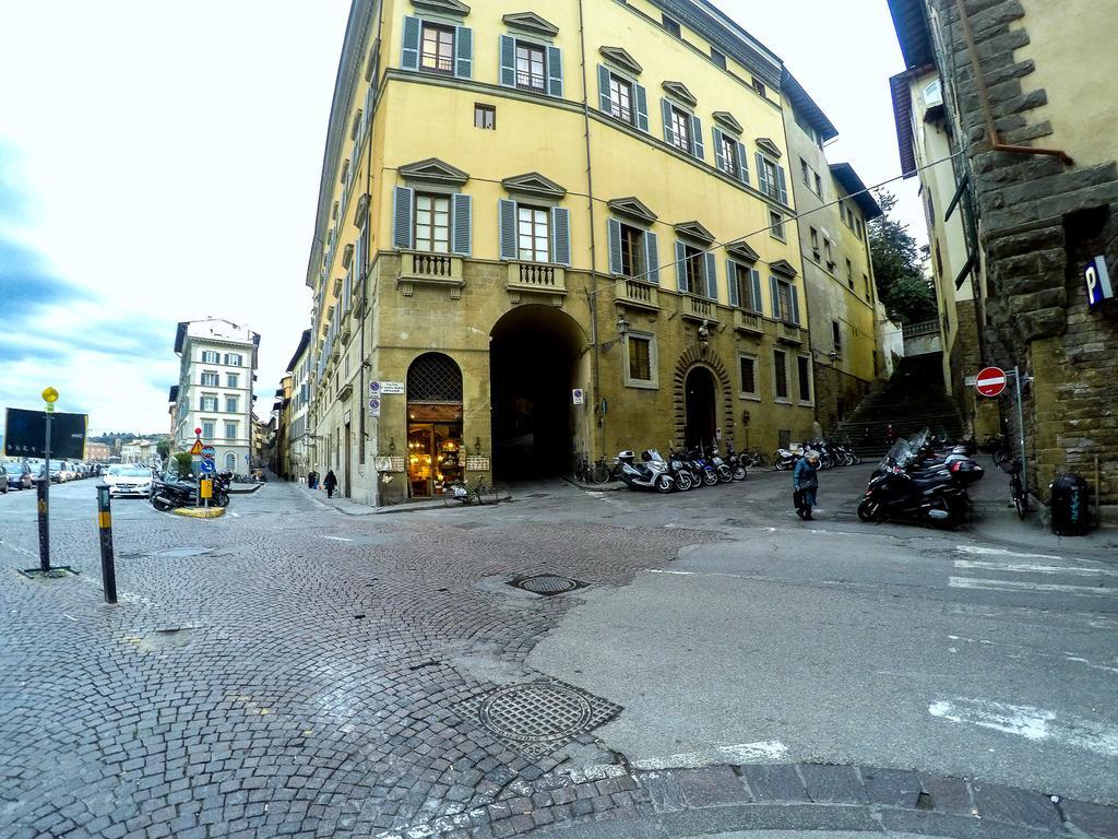 Ferienwohnung Attico Sopr'Arno Florenz Zimmer foto