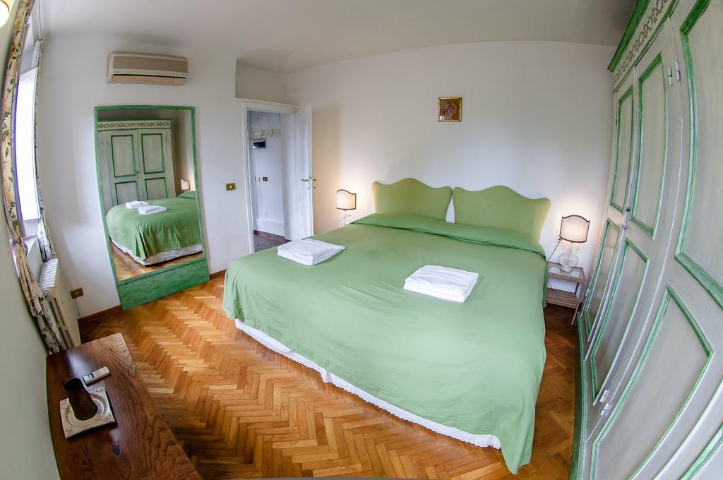 Ferienwohnung Attico Sopr'Arno Florenz Zimmer foto